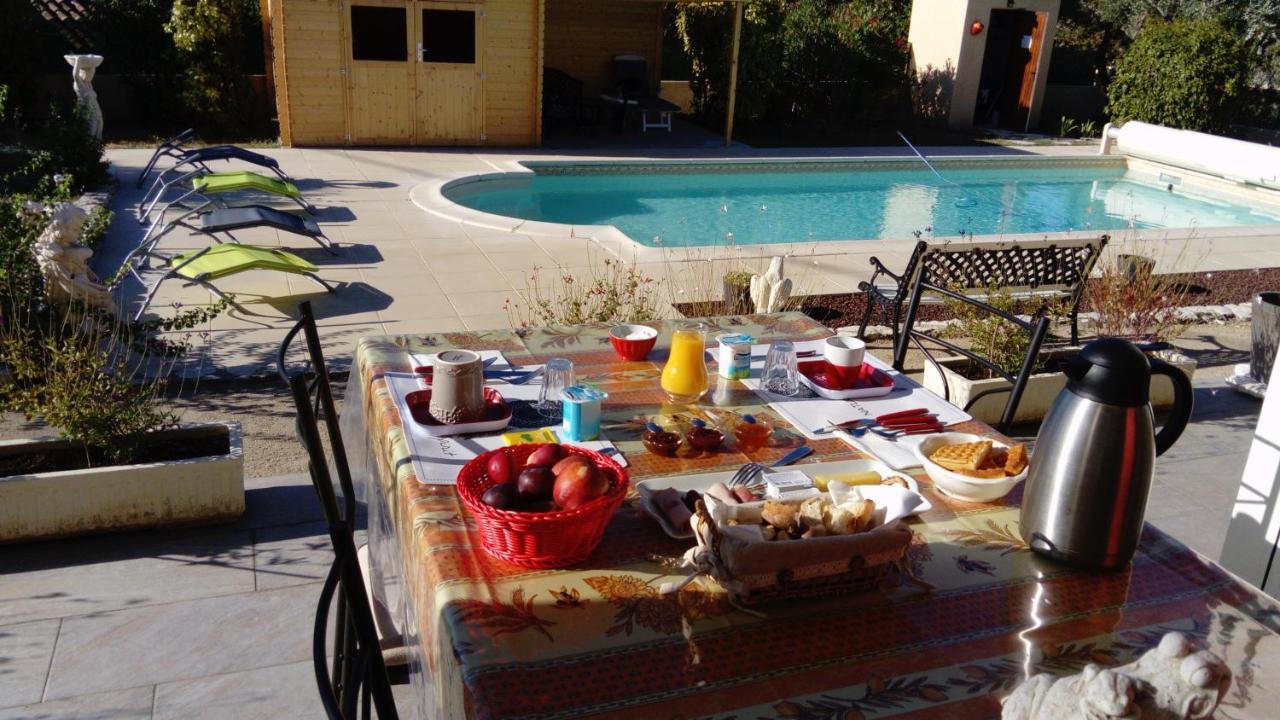 Bed and Breakfast L'Oustau Bonur Bourg-Saint-Andéol Esterno foto