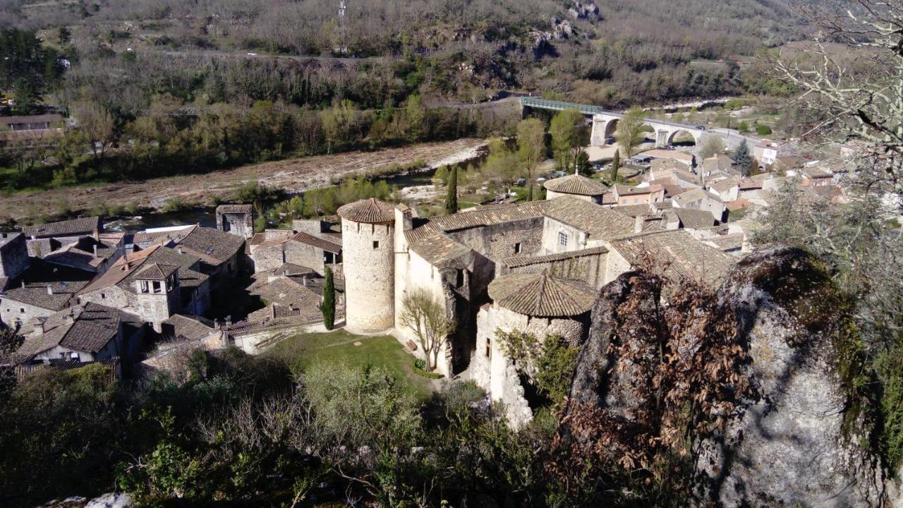 Bed and Breakfast L'Oustau Bonur Bourg-Saint-Andéol Esterno foto